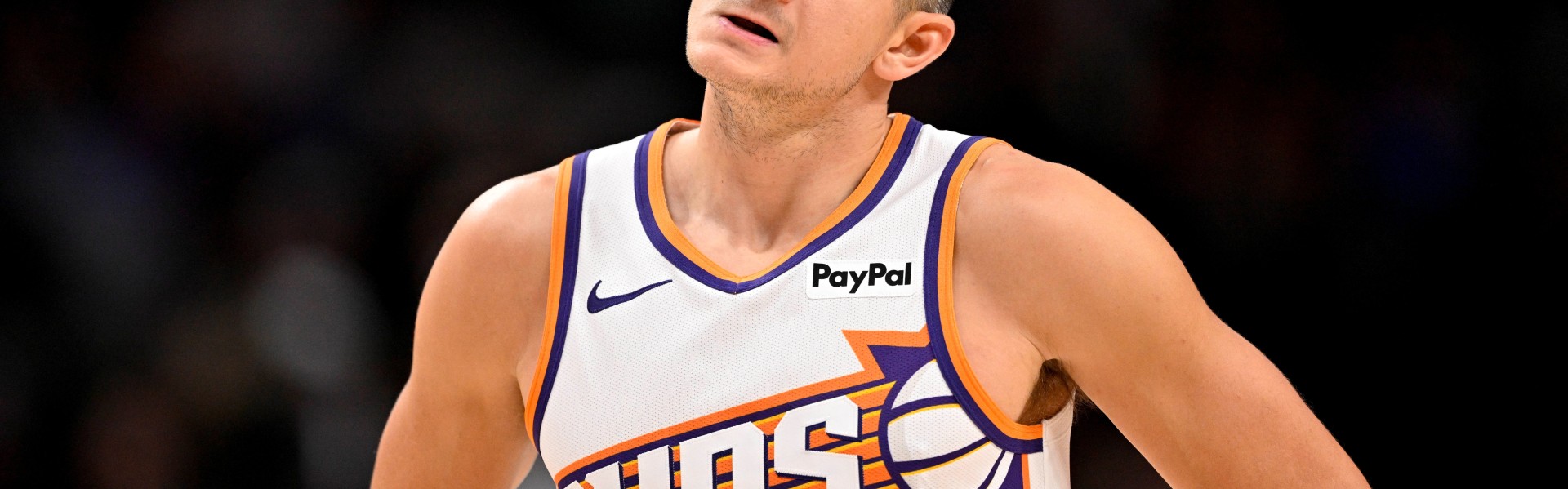 竞彩足球推荐-砍瓜切菜！格雷森·阿伦外线开炮独中3记三分 连得11分迫近比分