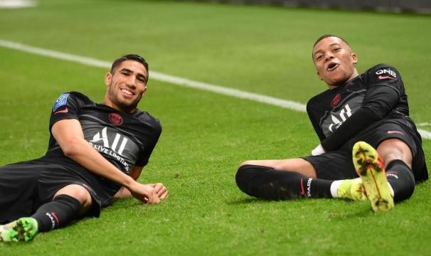 竞彩足球中奖查询-【复盘】30分钟好球换来逆转 巴黎进攻需要两翼齐飞