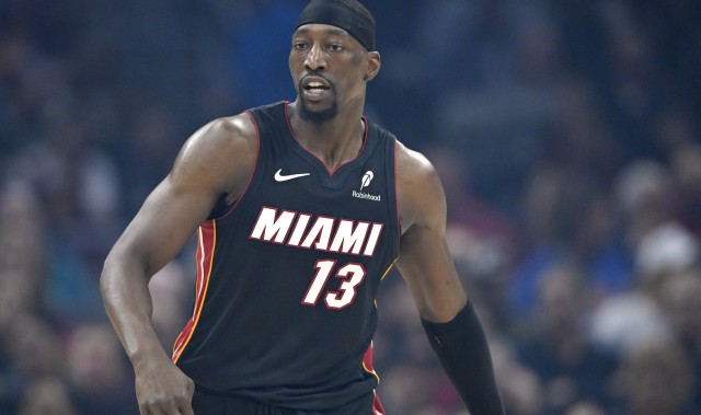 竞彩足球-生涯首次！阿德巴约本赛季场均20+10 04-05赛季奥尼尔后队史首人