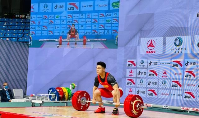 中国举重7大主力笑傲亚锦赛 东京大考掀夺金狂潮