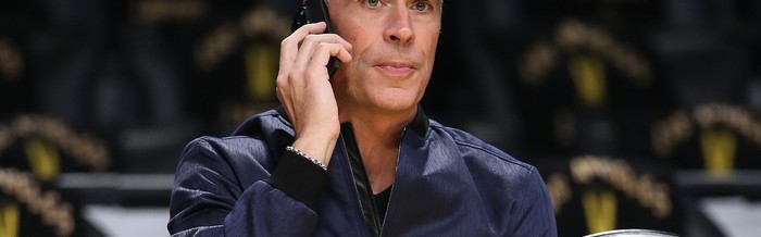 竞彩足球资讯分析-湖人调整管理层，佩林卡会被解雇吗？富保罗提议交易，是否控制？|里夫斯|里奇|克里斯·保罗|洛杉矶湖人队|nba_新浪体育_新浪新闻