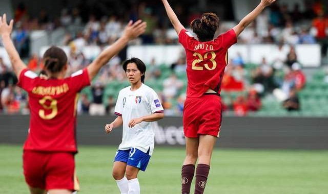 邵子钦无愧女足大杀器，体能怪存在感超强，若留洋有亚洲巨星潜质|中国女足|巴西世界杯|女足亚洲杯|王霜|世界杯_新浪体育_新浪新闻