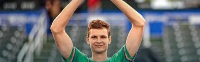 足球比分-张奔斗：没有了，新赛季刚打一礼拜本月又没比赛了